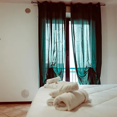 Adriano Apartamento Turín