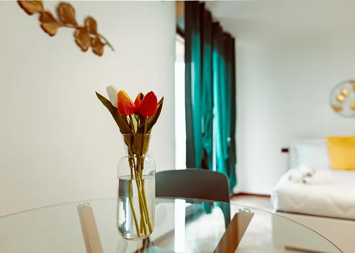 Adriano تورينو